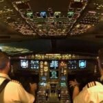 لحظه جالب فرود هواپیما در فرودگاه مهرآباد تهران از دید کابین خلبان